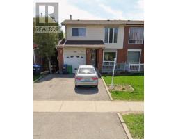 46 Hinchley Wood Grove, Brampton (Brampton North), Ca