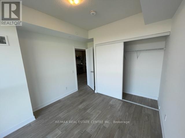 621 - 251 Manitoba Street, Toronto, Ontario  M8Y 4G9 - Photo 7 - W12610738