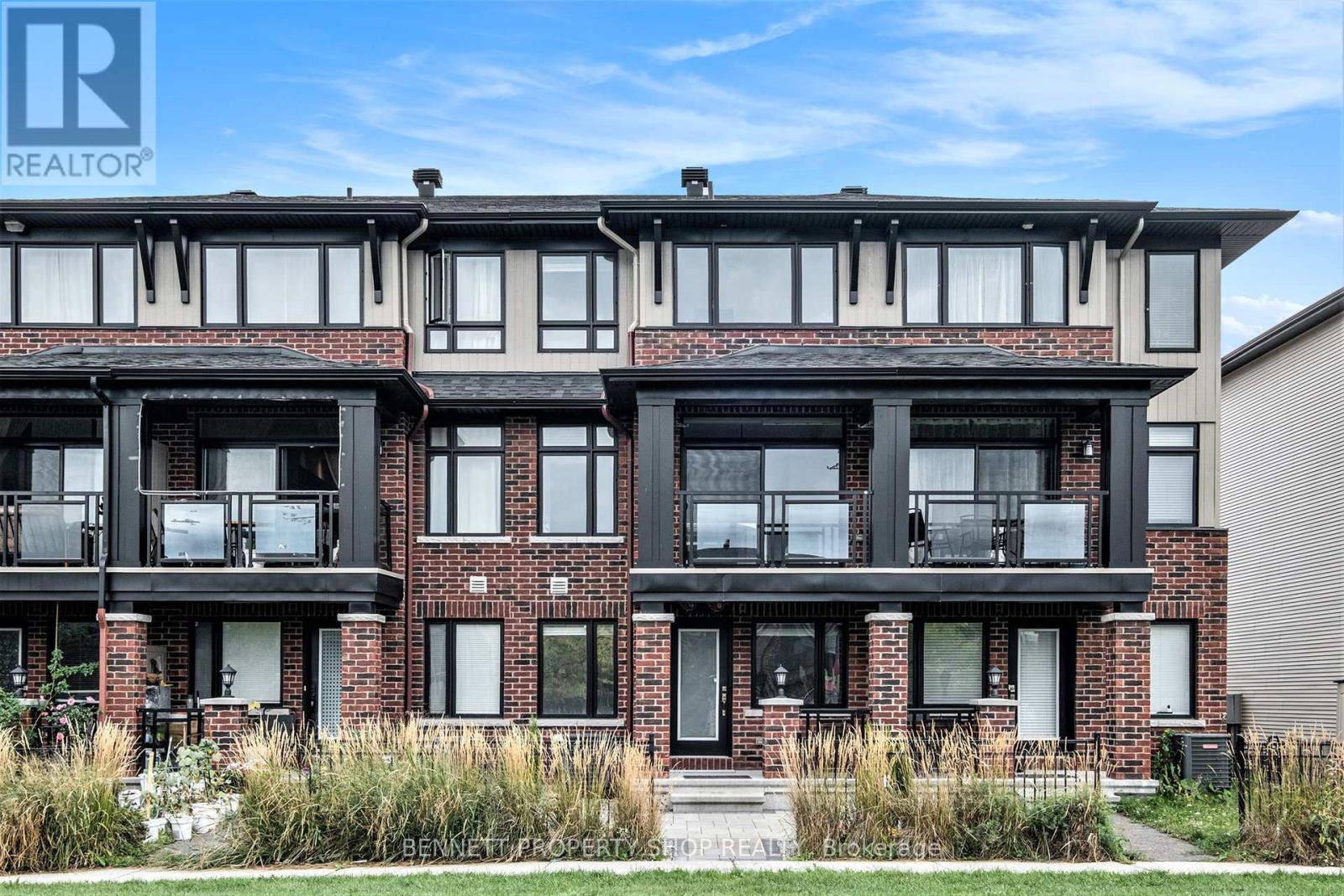 84 Gooseberry Place, Ottawa, Ontario  K2J 5Z6 - Photo 21 - X12435699