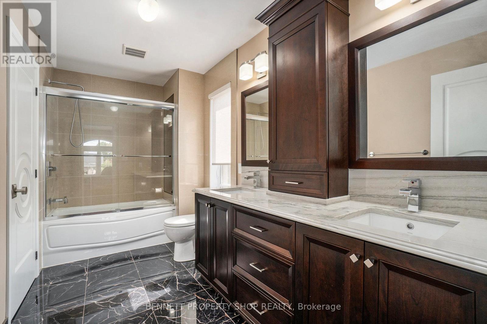 2253 Prospect Avenue, Ottawa, Ontario  K1H 7G2 - Photo 15 - X12438585