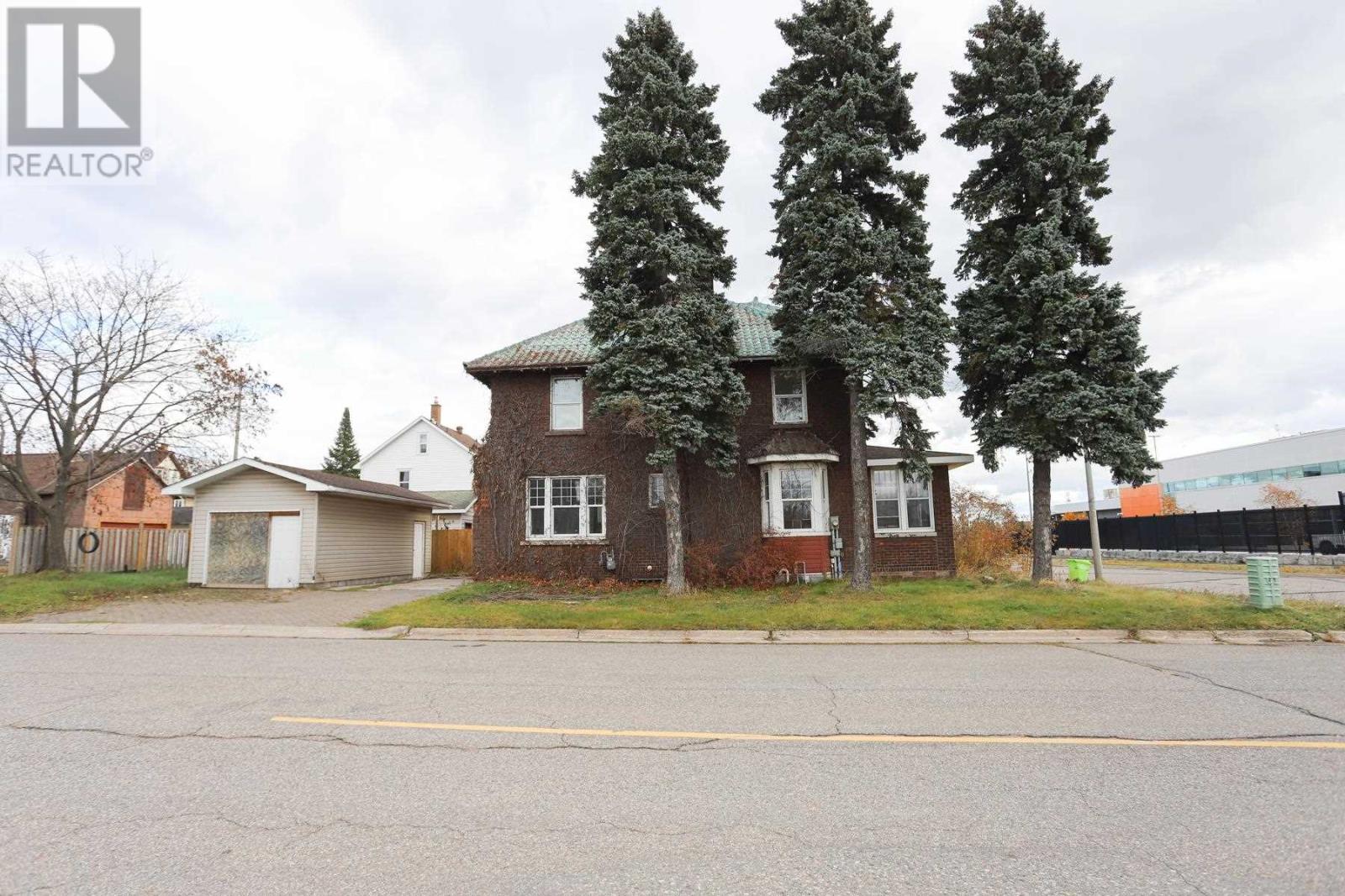 364 Albert ST W, Sault Ste. Marie, Ontario