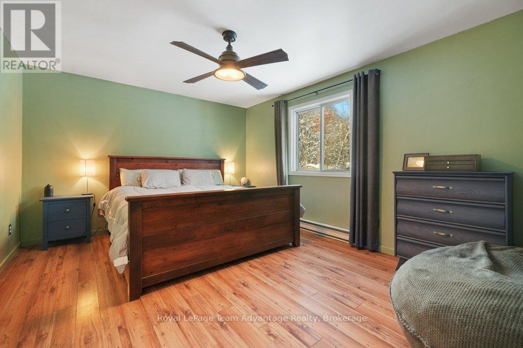 212 Star Lake Road, Seguin, Ontario  P2A 2W9 - Photo 21 - X12610808