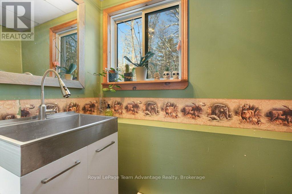 212 Star Lake Road, Seguin, Ontario  P2A 2W9 - Photo 26 - X12610808