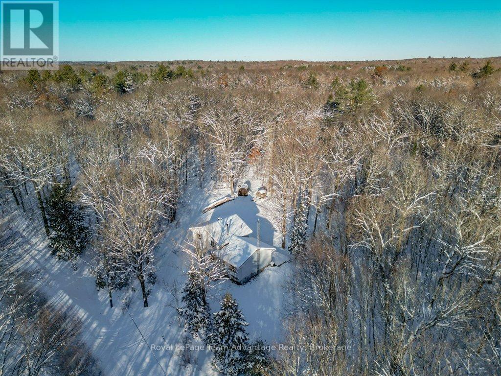 212 Star Lake Road, Seguin, Ontario  P2A 2W9 - Photo 44 - X12610808