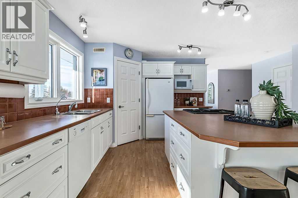 180 16th Avenue Sw, Diamond Valley, Alberta  T0L 2A0 - Photo 13 - A2272109