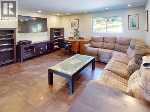 9771 View Road, Powell River, British Columbia V8A 0J8 - Photo 21 - 19296