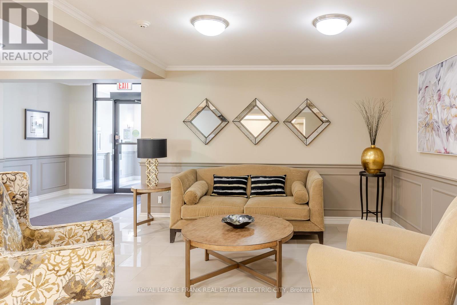 105 - 869 Clonsilla Avenue, Peterborough, Ontario  K9J 0B7 - Photo 10 - X12610814