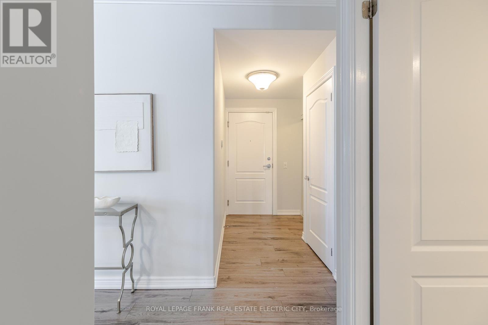 105 - 869 Clonsilla Avenue, Peterborough, Ontario  K9J 0B7 - Photo 19 - X12610814