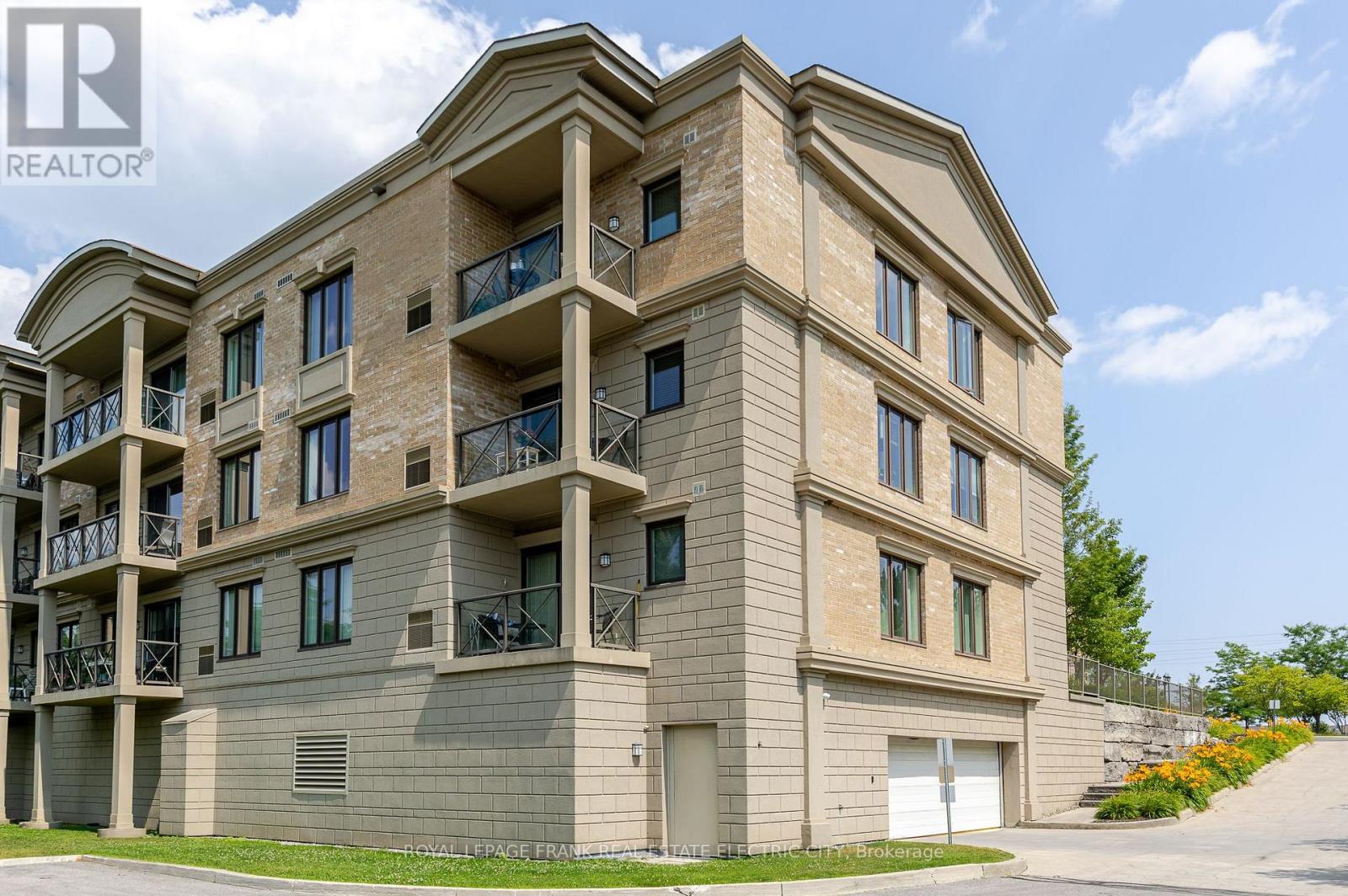 105 - 869 Clonsilla Avenue, Peterborough, Ontario  K9J 0B7 - Photo 4 - X12610814