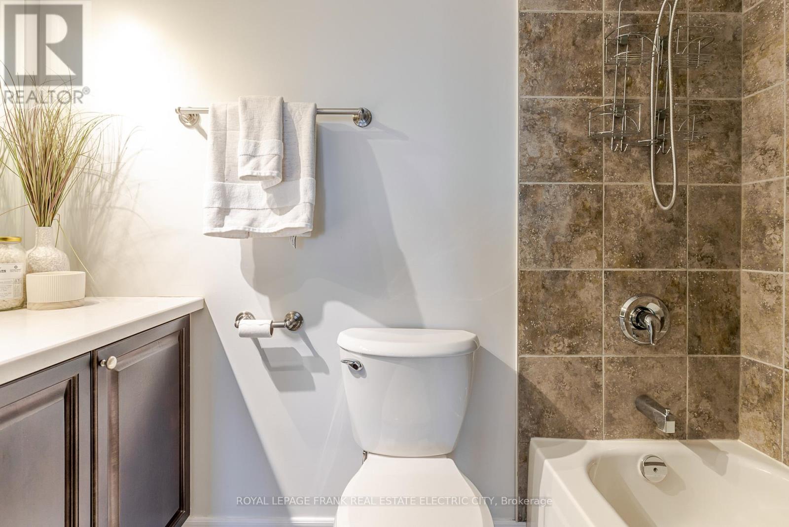 105 - 869 Clonsilla Avenue, Peterborough, Ontario  K9J 0B7 - Photo 44 - X12610814