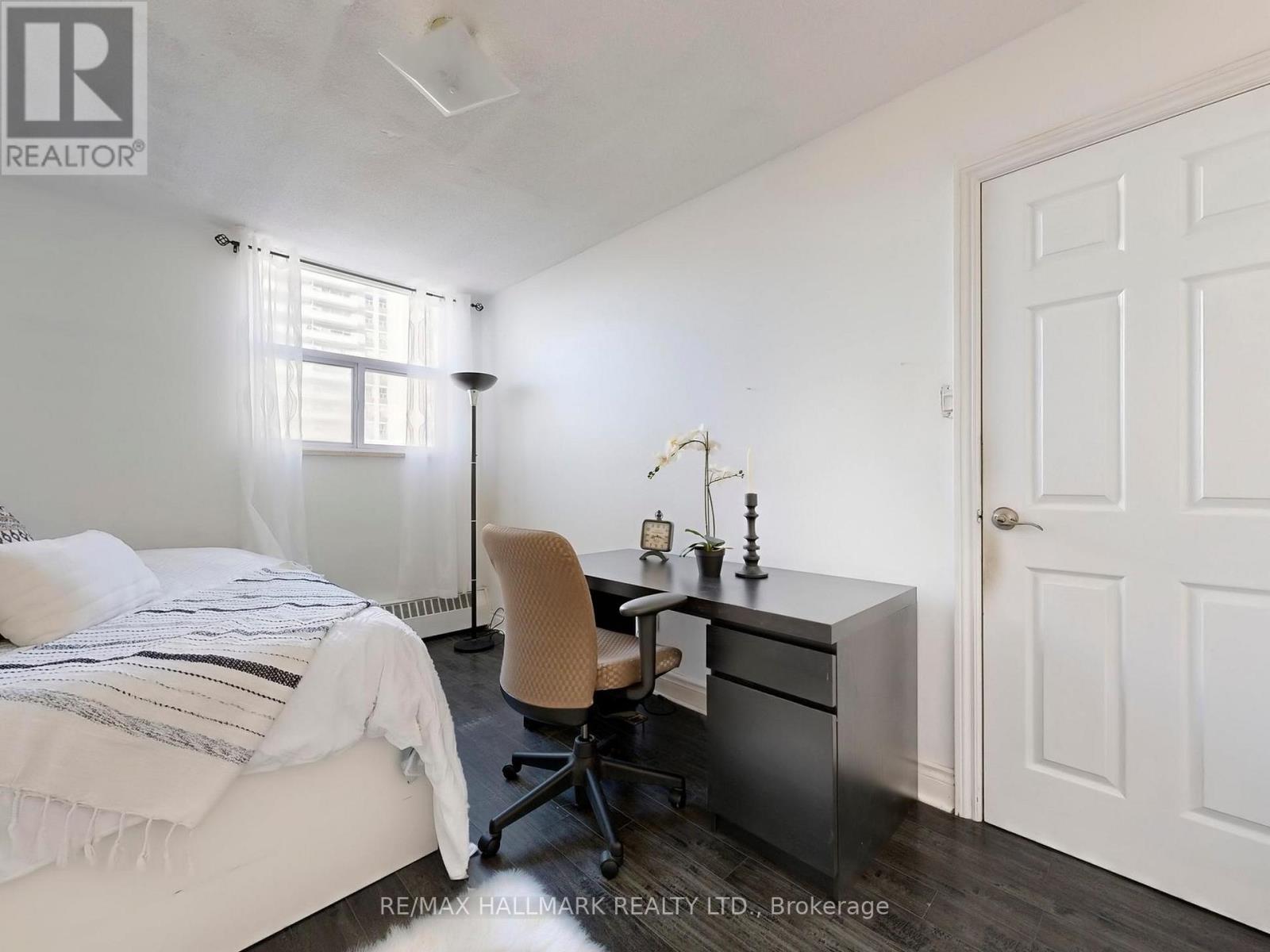 817 - 5 Parkway Forest Drive, Toronto, Ontario  M2J 1L2 - Photo 28 - C12598980