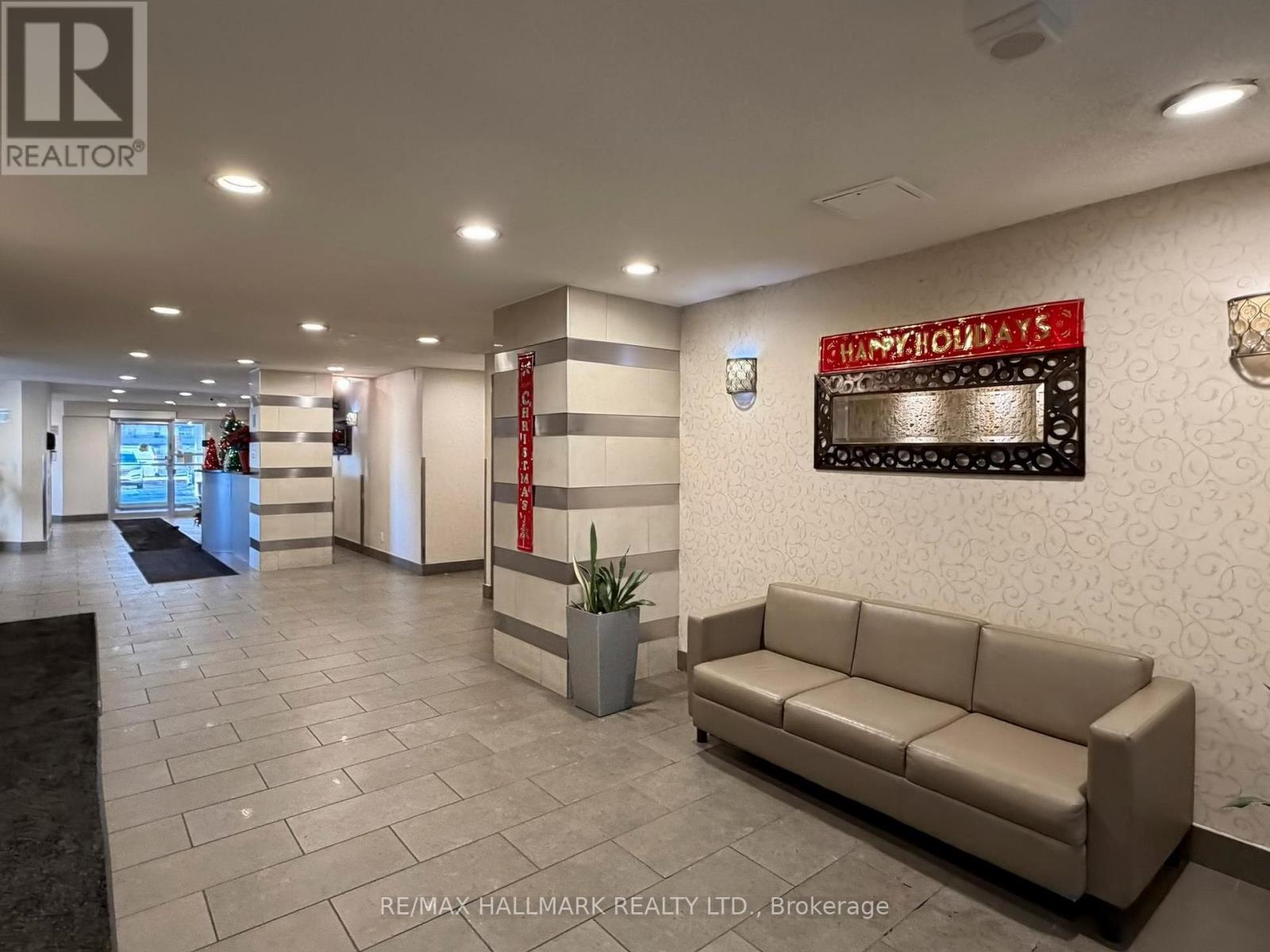 817 - 5 Parkway Forest Drive, Toronto, Ontario  M2J 1L2 - Photo 4 - C12598980