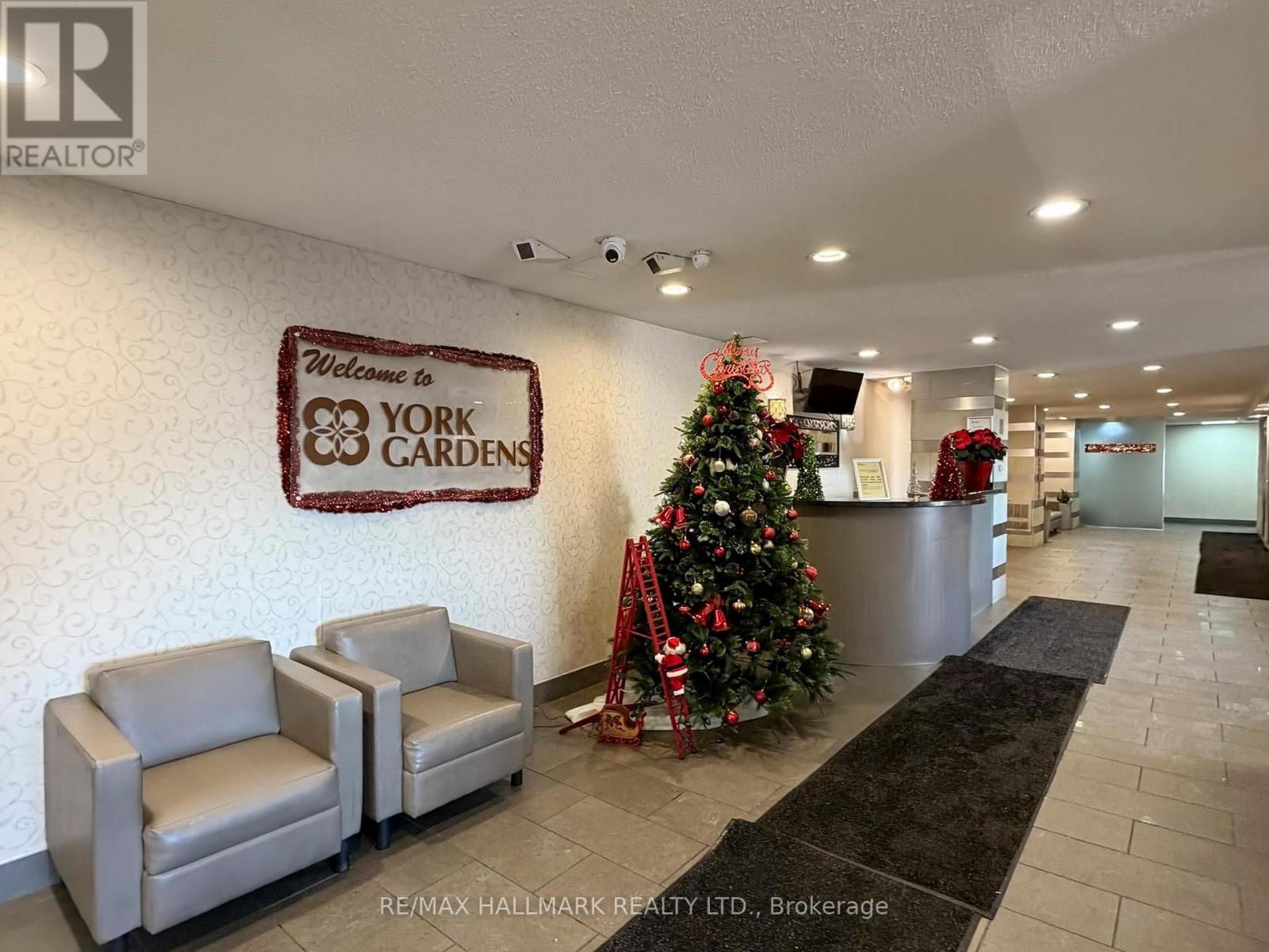 817 - 5 Parkway Forest Drive, Toronto, Ontario  M2J 1L2 - Photo 3 - C12598980