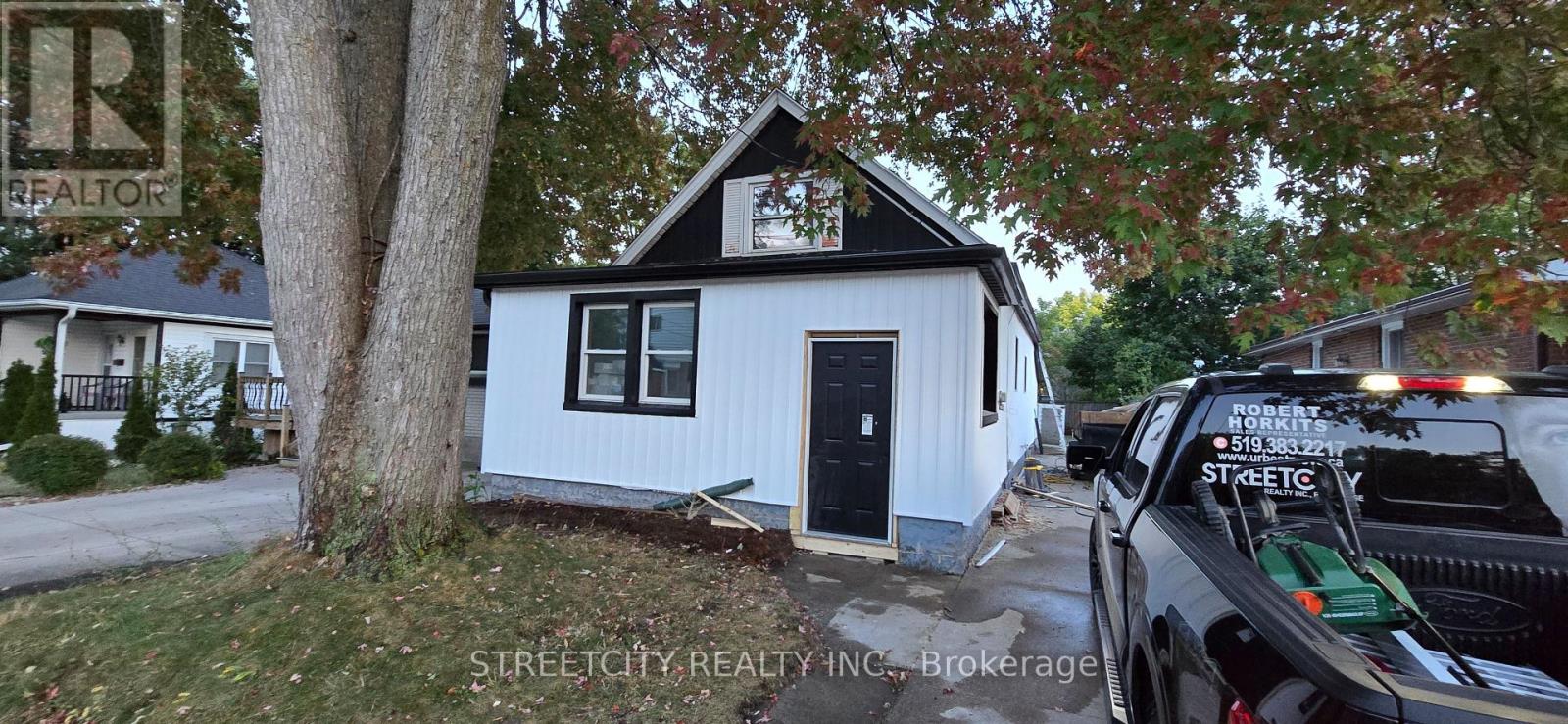 7 FORBES STREET, London South, Ontario