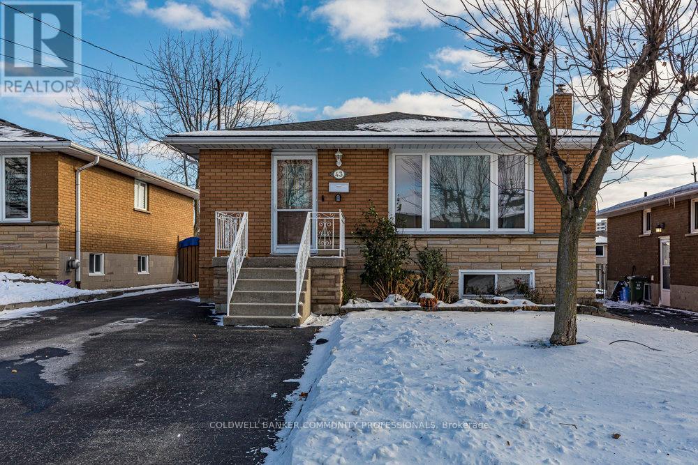43 BONAVENTURE DRIVE, Hamilton, Ontario
