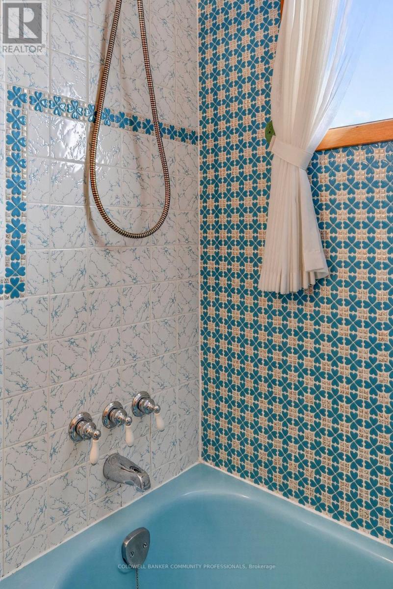 43 Bonaventure Drive, Hamilton, Ontario  L9C 4P4 - Photo 28 - X12610580