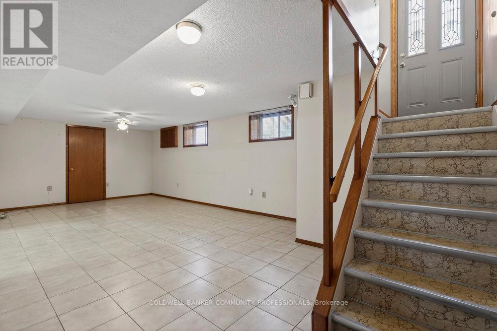 43 Bonaventure Drive, Hamilton, Ontario  L9C 4P4 - Photo 33 - X12610580