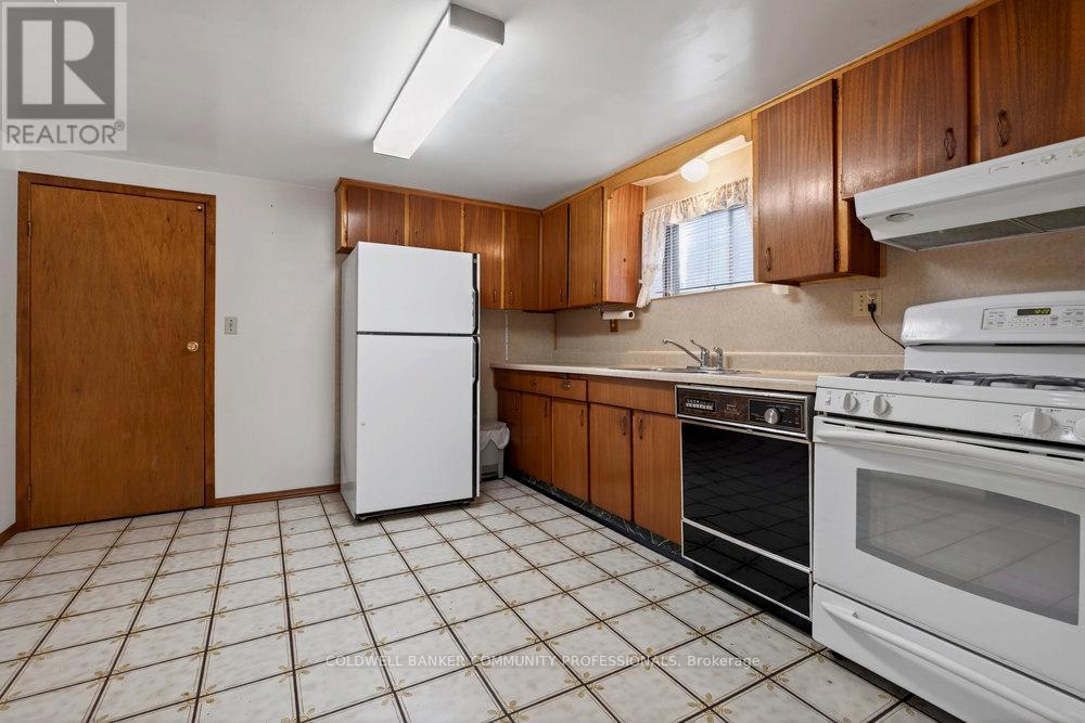 43 Bonaventure Drive, Hamilton, Ontario  L9C 4P4 - Photo 39 - X12610580