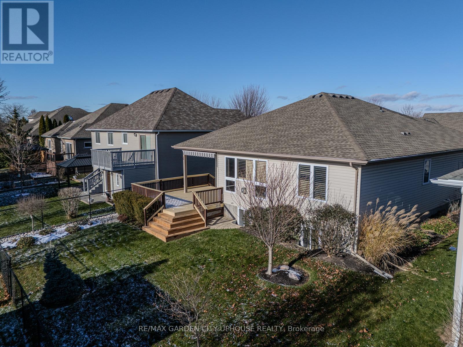 132 Loretta Drive, Niagara-On-The-Lake (Virgil), Ontario  L0S 1T0 - Photo 13 - X12470071