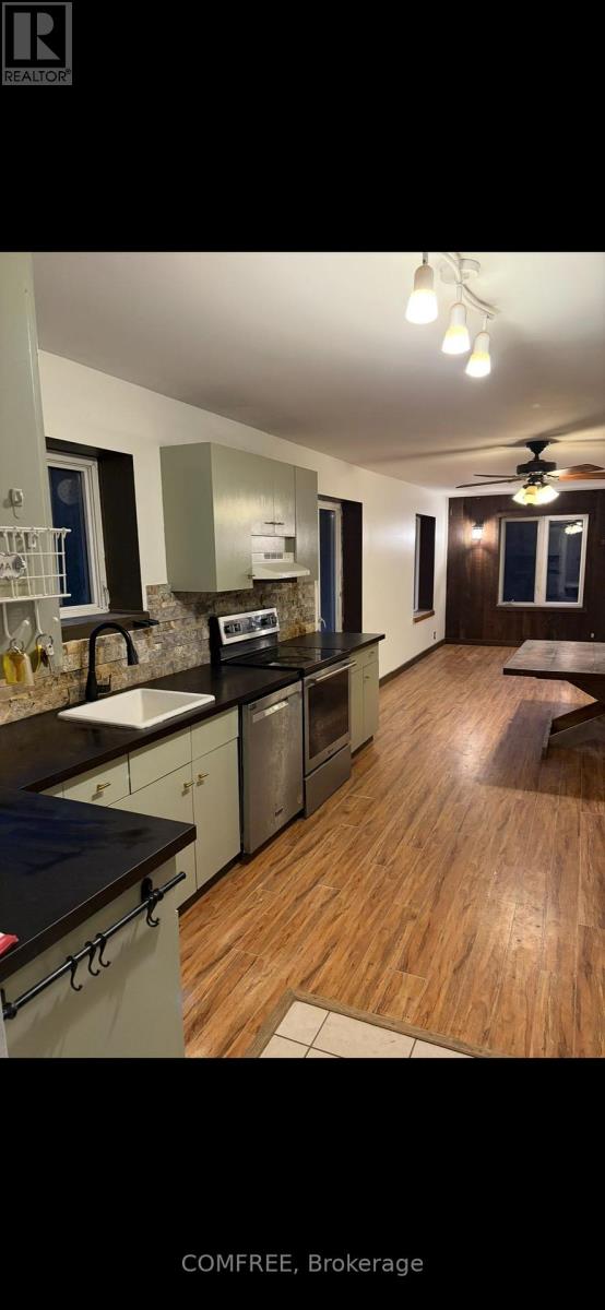 39 Raymond Road, Bracebridge, Ontario  P1L 1X4 - Photo 9 - X12610822