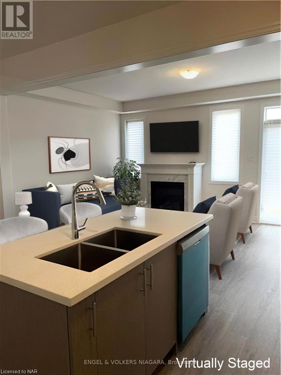 9248 Griffon Street, Niagara Falls, Ontario  L2G 3R6 - Photo 4 - X12610810