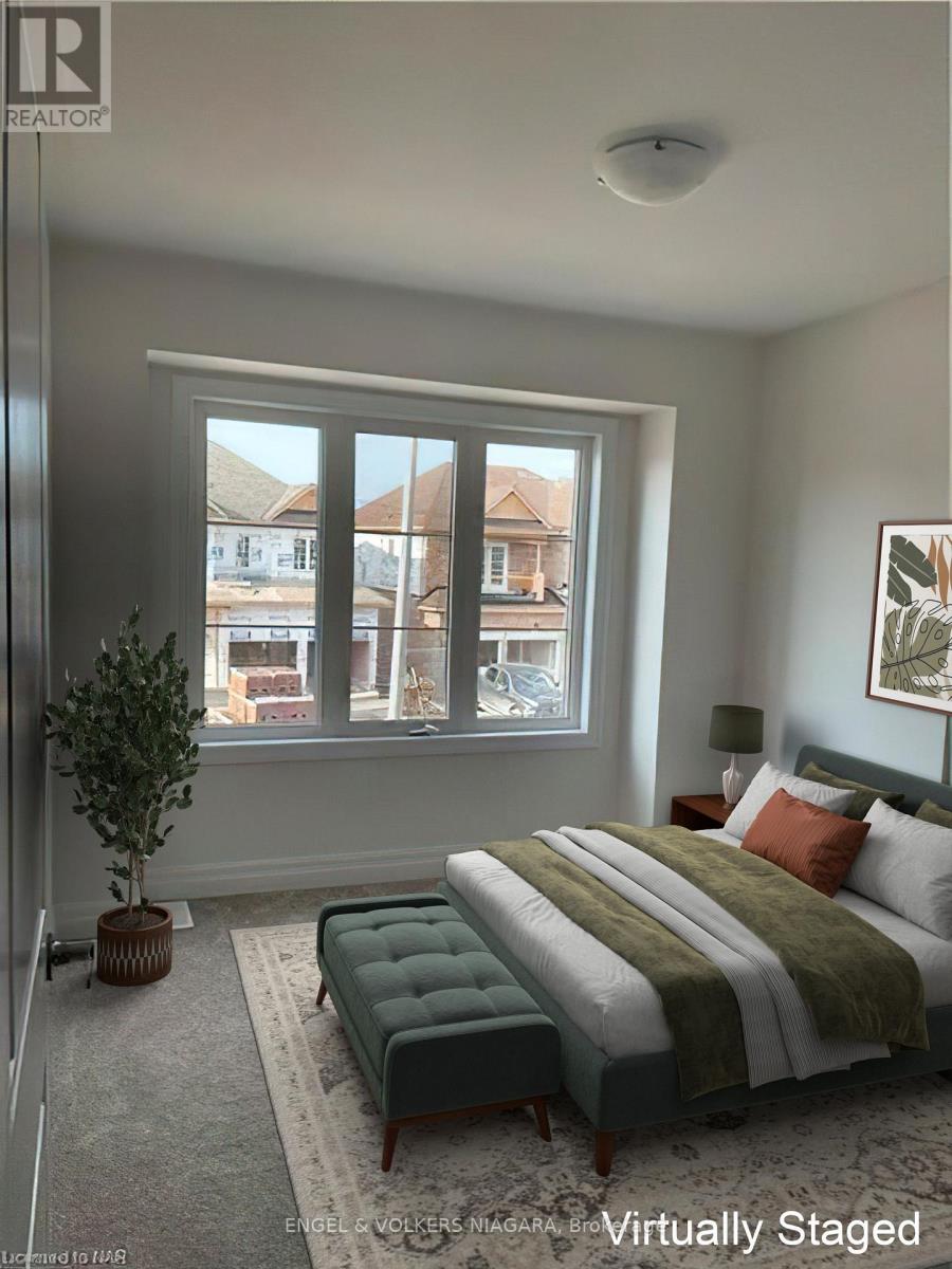 9248 Griffon Street, Niagara Falls, Ontario  L2G 3R6 - Photo 5 - X12610810