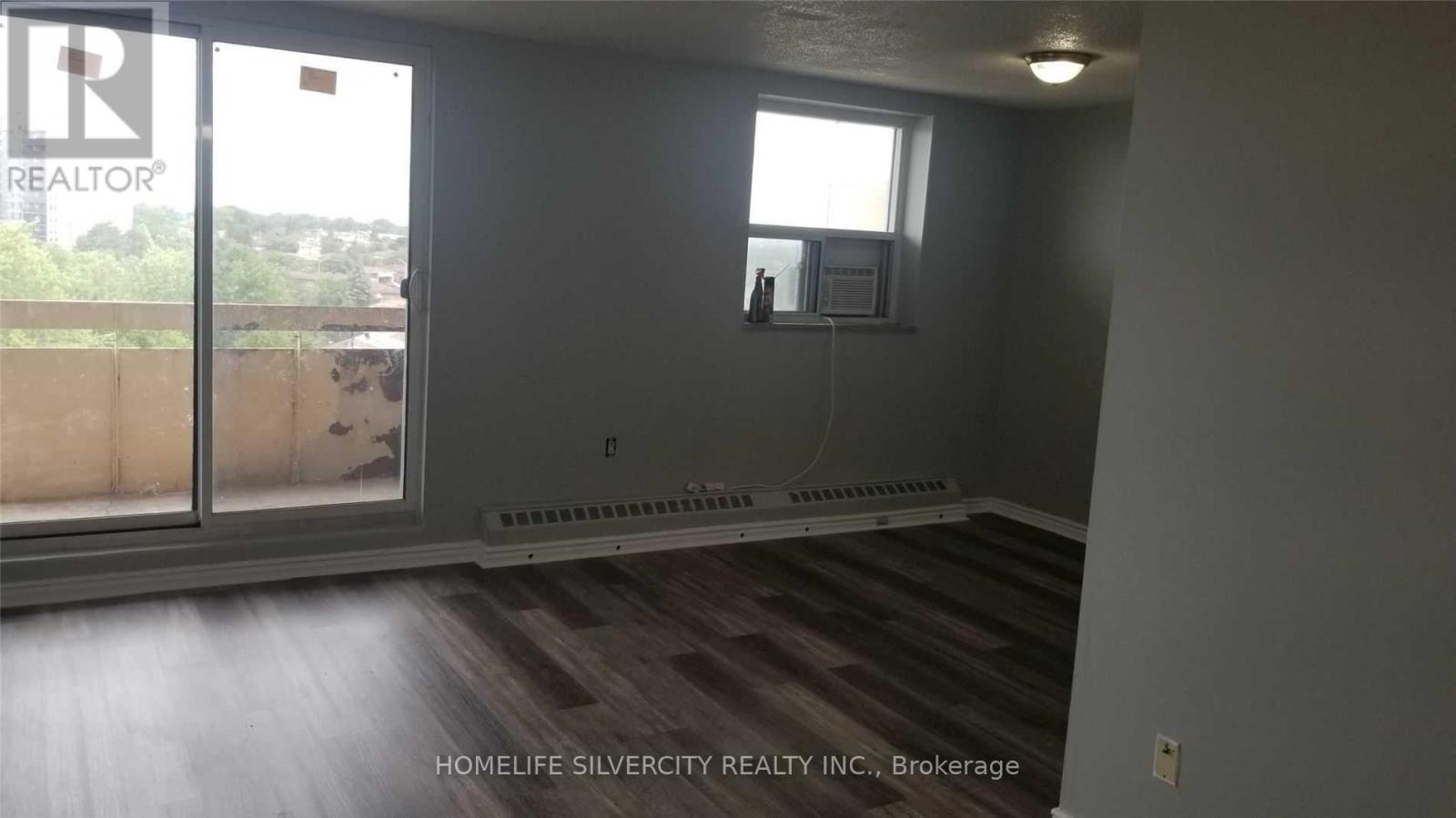 611 - 3577 Derry Road E, Mississauga, Ontario L4T 1B3 - Photo 5 - W12606276