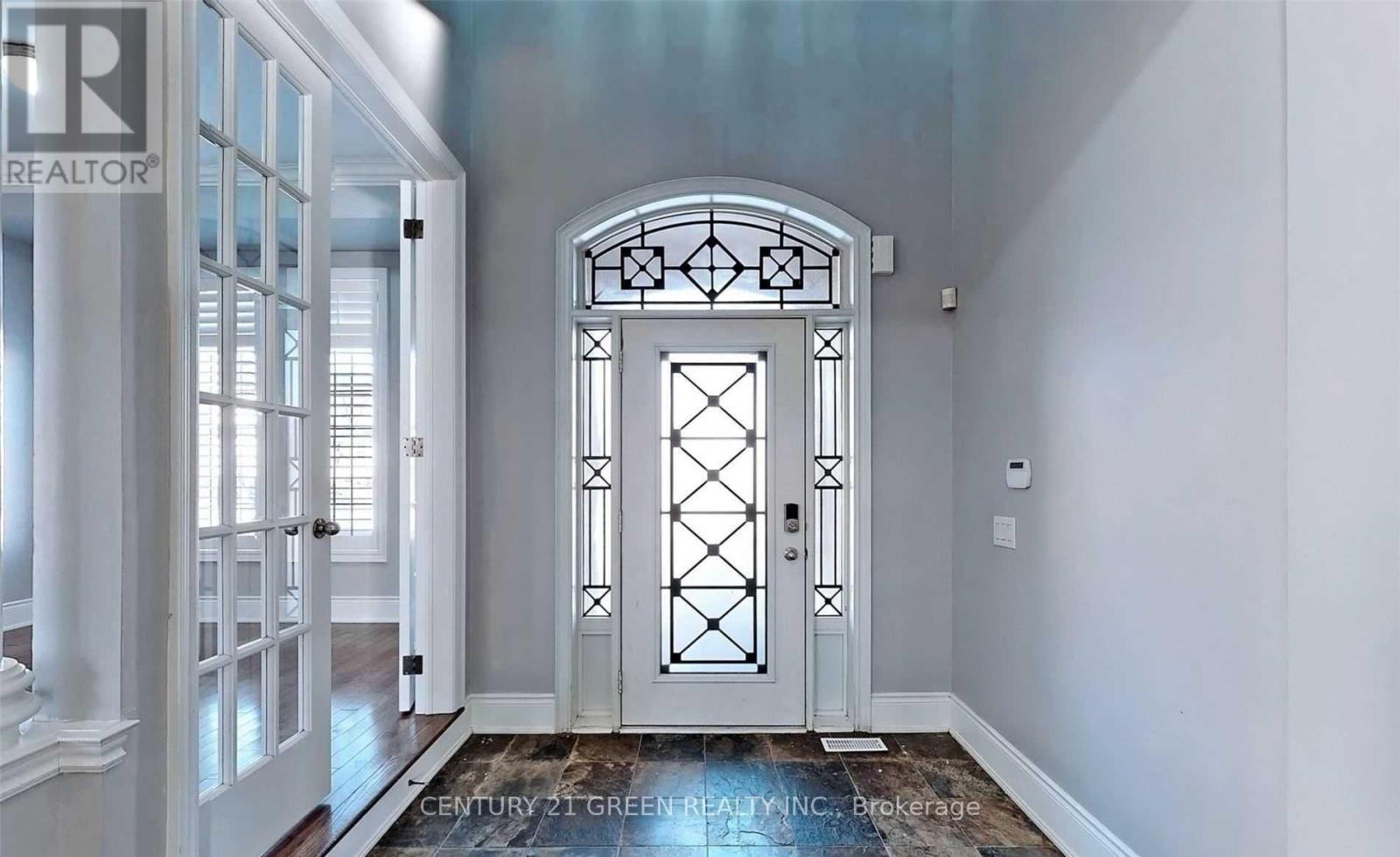 8 Pasadena Avenue, Brampton, Ontario  L6P 2W3 - Photo 12 - W12610326