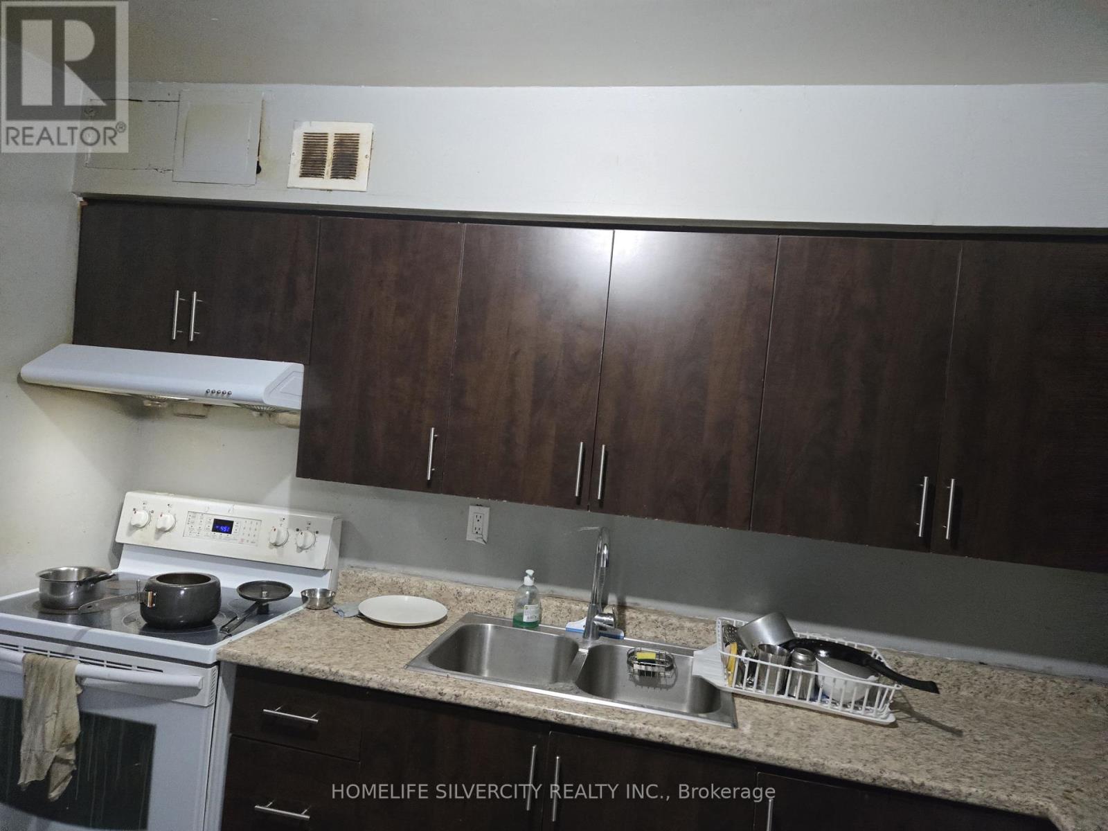 611 - 3577 Derry Road E, Mississauga, Ontario  L4T 1B3 - Photo 13 - W12606702