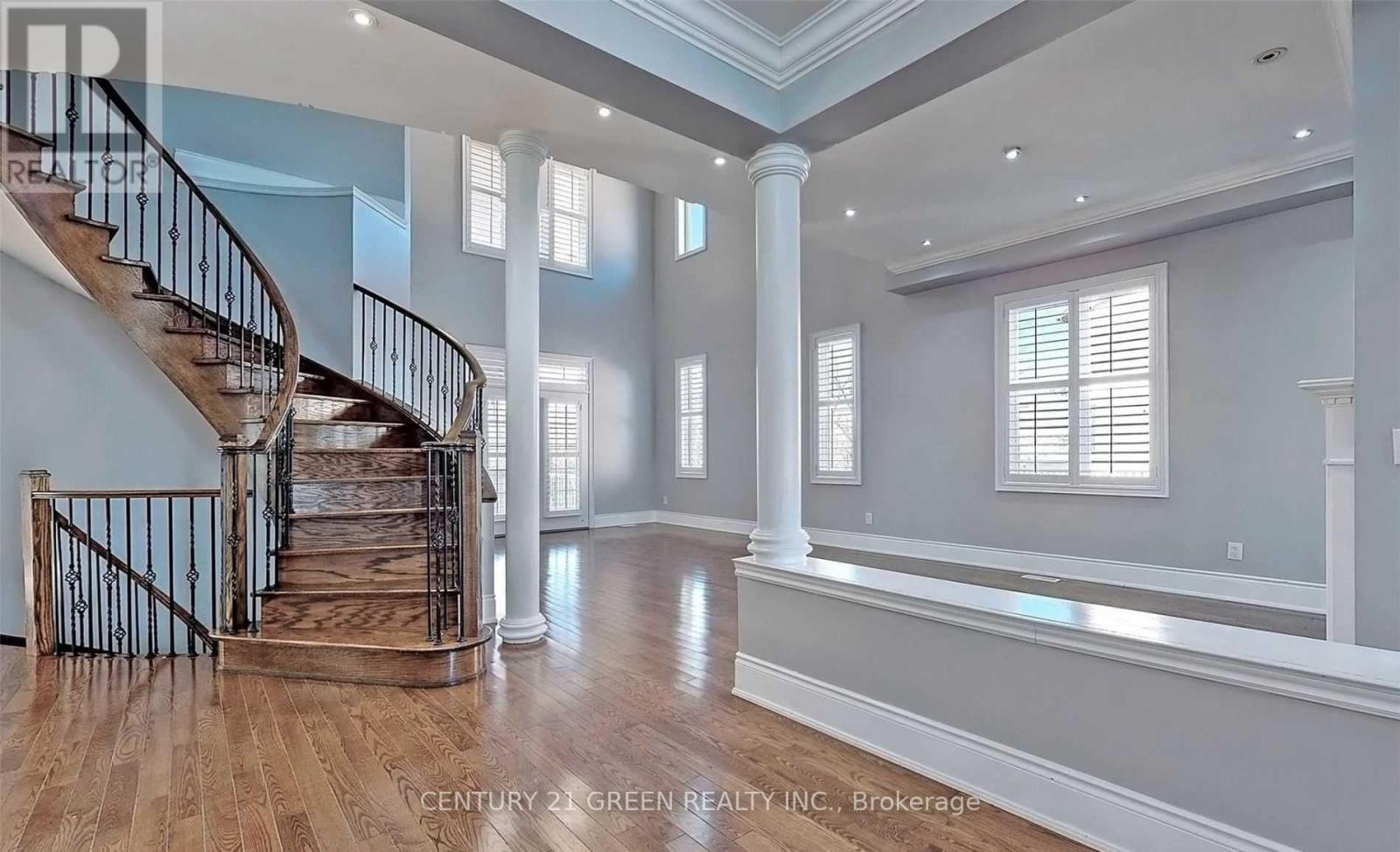 8 Pasadena Avenue, Brampton, Ontario  L6P 2W3 - Photo 13 - W12610326