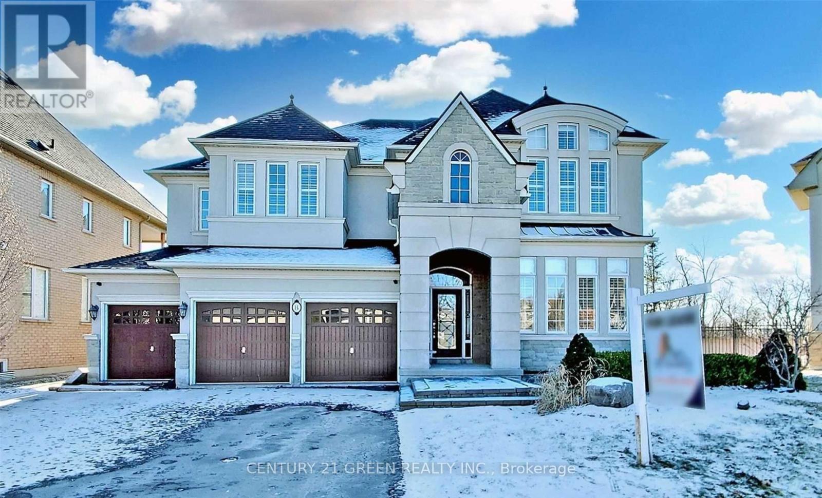 8 PASADENA AVENUE, Brampton, Ontario
