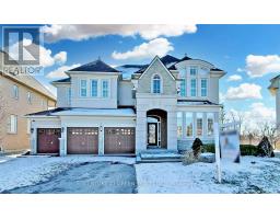 8 PASADENA AVENUE, Brampton, Ontario