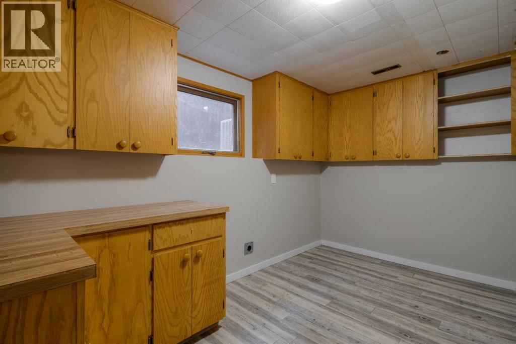 49 Simon Fraser Boulevard W, Lethbridge, Alberta  T1K 4R1 - Photo 28 - A2269360