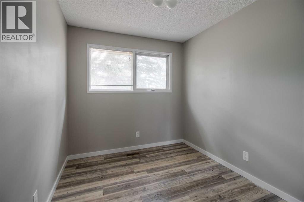 49 Simon Fraser Boulevard W, Lethbridge, Alberta  T1K 4R1 - Photo 23 - A2269360