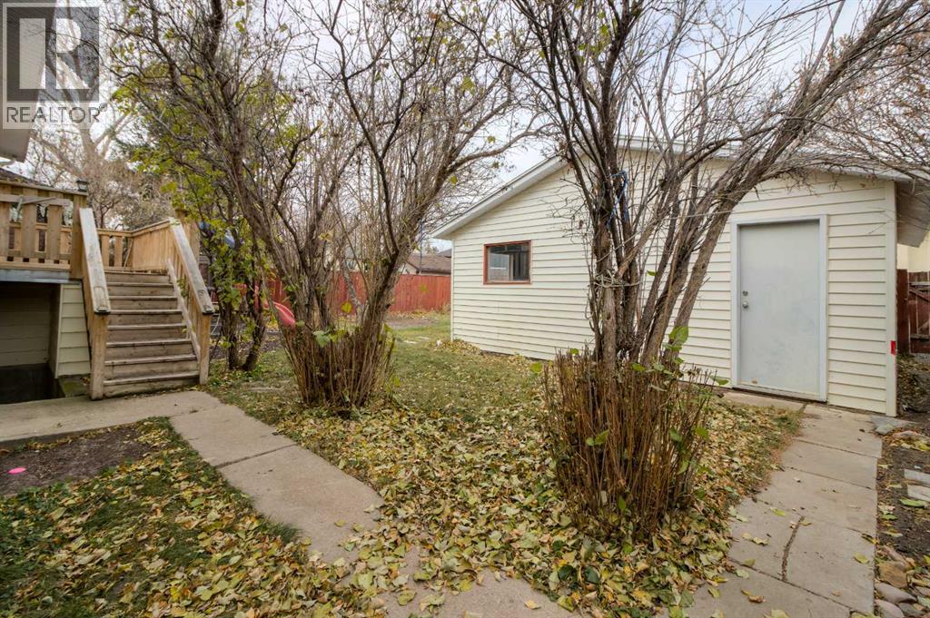 49 Simon Fraser Boulevard W, Lethbridge, Alberta  T1K 4R1 - Photo 42 - A2269360