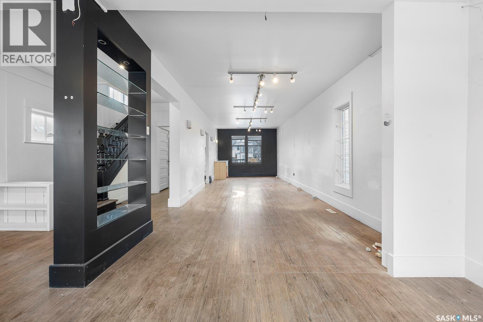 2115 Retallack Street, Regina, Saskatchewan  S4T 2K5 - Photo 5 - SK025321