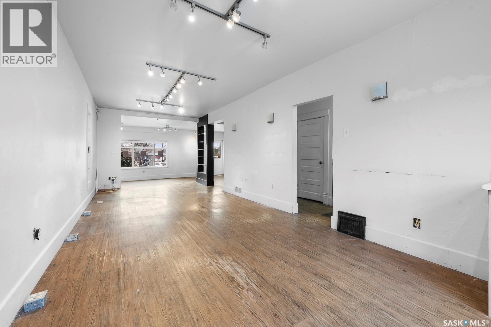 2115 Retallack Street, Regina, Saskatchewan  S4T 2K5 - Photo 6 - SK025321