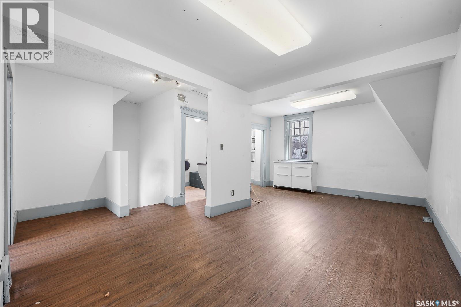 2115 Retallack Street, Regina, Saskatchewan  S4T 2K5 - Photo 9 - SK025321