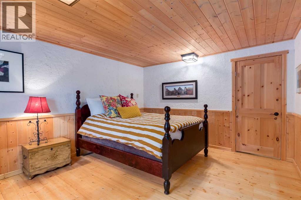 10, 32376 Highway 760, Rural Mountain View County, Alberta  T0M 1X0 - Photo 27 - A2271485