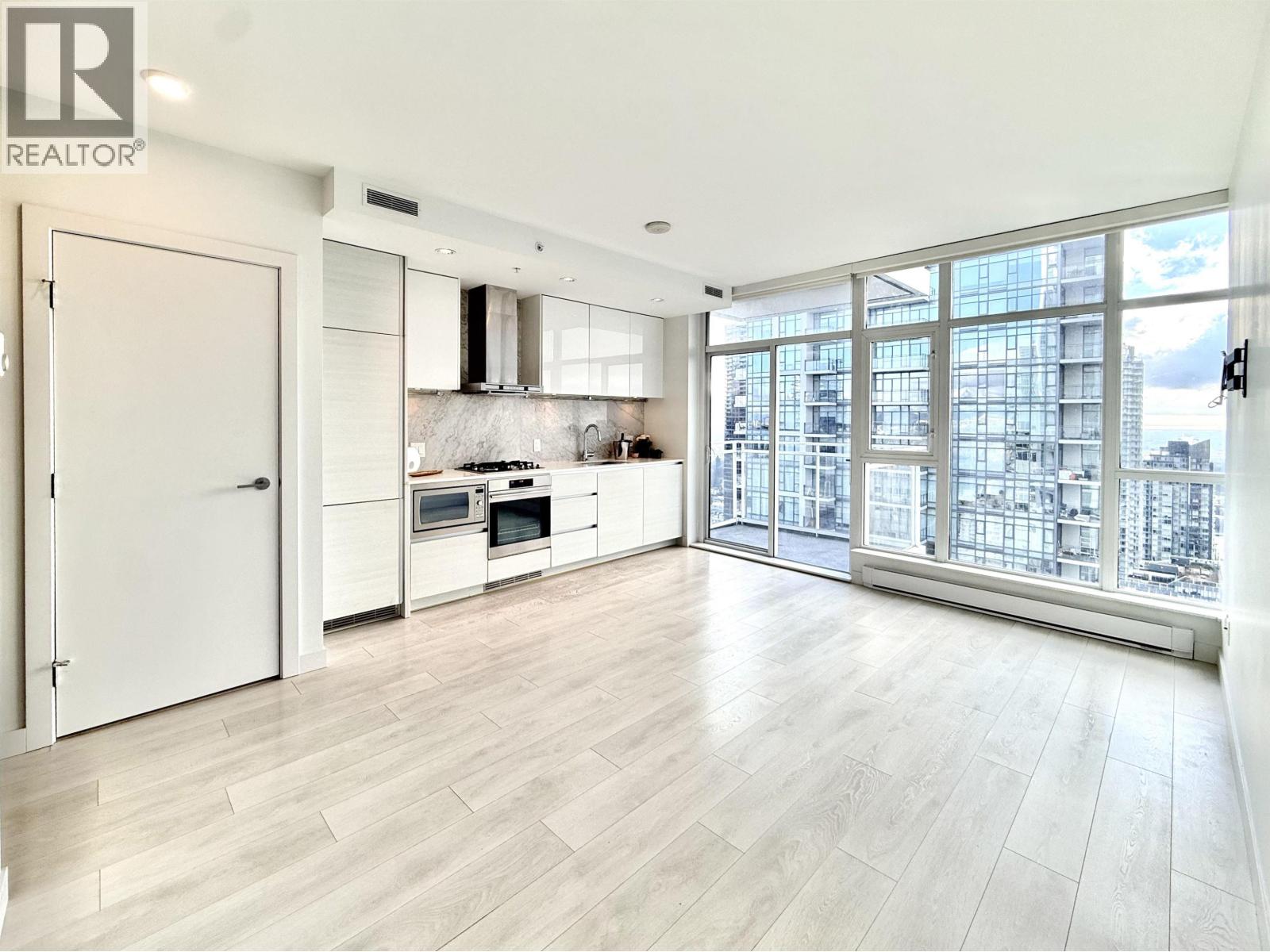 3603 4670 Assembly Way, Burnaby, British Columbia  V5H 0H3 - Photo 1 - R3072701