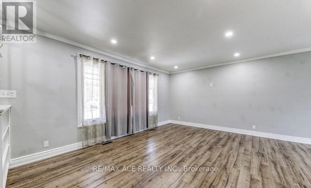 Main - 482 Nipigon Street, Oshawa, Ontario  L1J 4P4 - Photo 3 - E12610782