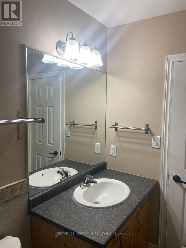 330 Rosedale Drive, Whitby (Downtown Whitby), Ontario  L1N 1Z3 - Photo 20 - E12610794