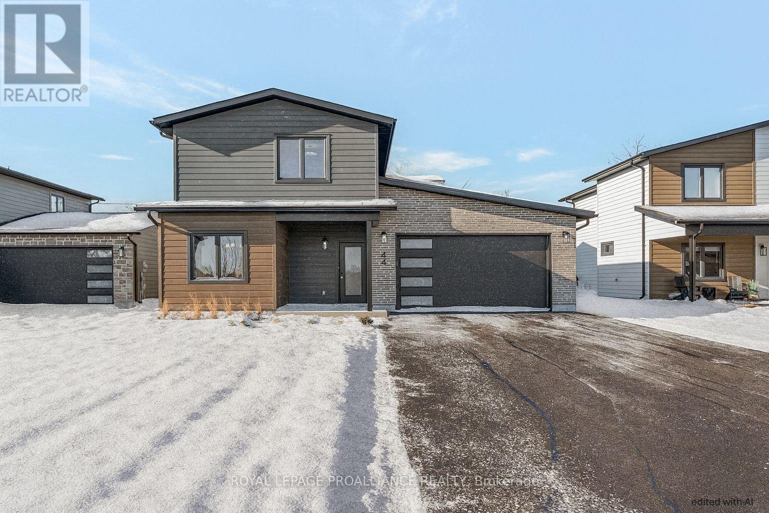 44 Fraser Drive, Quinte West, Ontario  K0K 1E0 - Photo 1 - X12562098