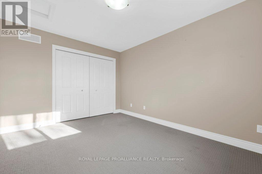 20 Terance Street, Quinte West, Ontario  K8V 5L5 - Photo 19 - X12608918