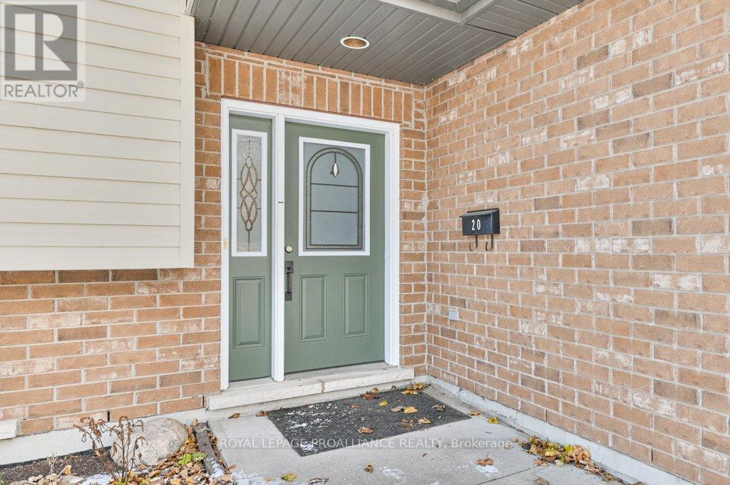 20 Terance Street, Quinte West, Ontario  K8V 5L5 - Photo 6 - X12608918