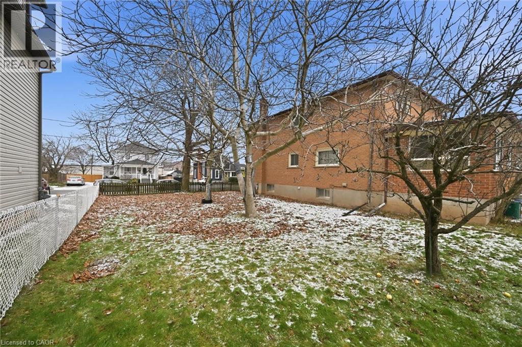 17 N Queen Street N, Thorold, Ontario  L2V 2P7 - Photo 50 - 40792954