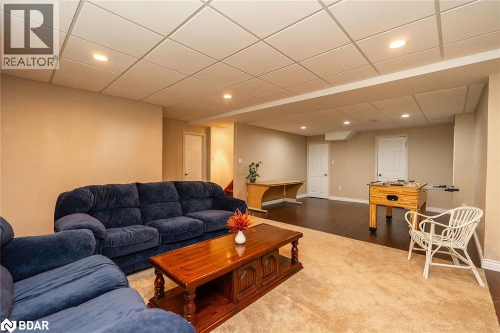 222 Glenn Avenue, Stroud, Ontario  L9S 1C4 - Photo 14 - 40775740