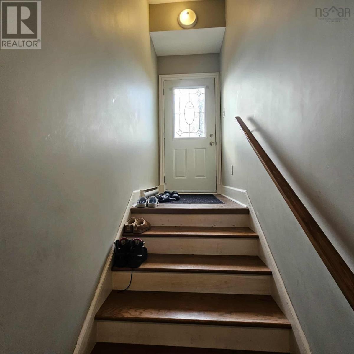 135-137 Brook Street, North Sydney, Nova Scotia  B2A 3R4 - Photo 20 - 202529009