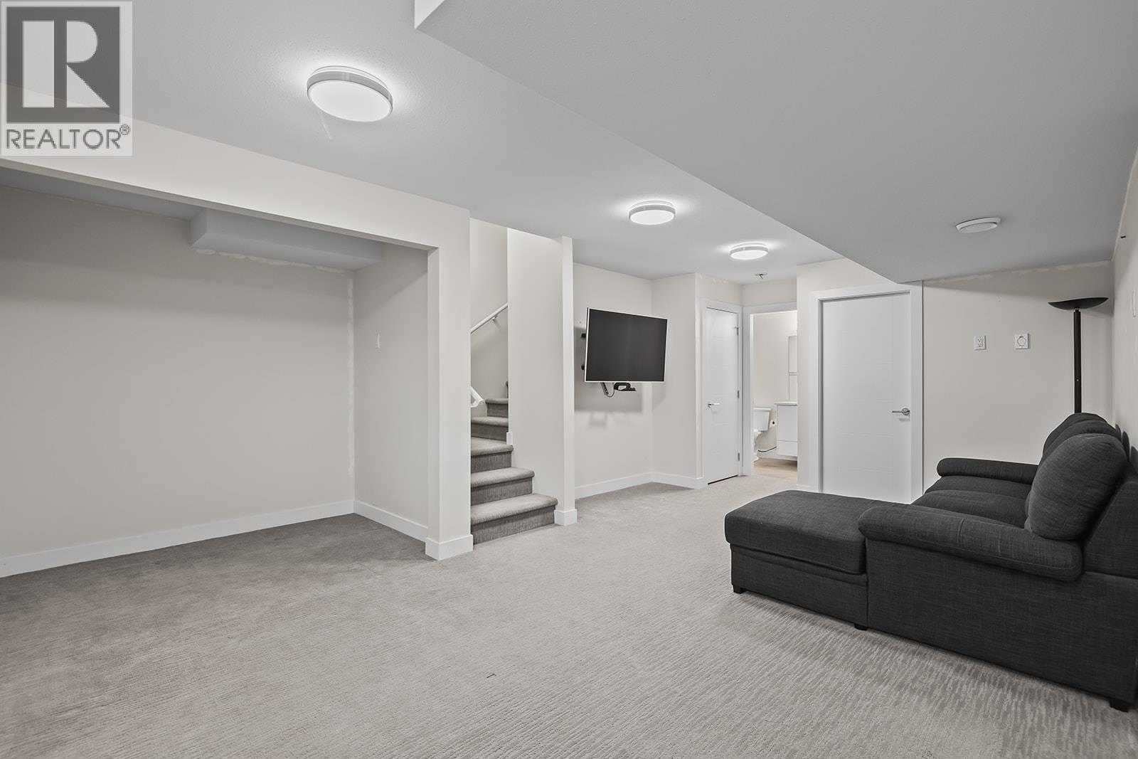 813 Rose Avenue, Kelowna, British Columbia  V1Y 5K3 - Photo 12 - 10369129