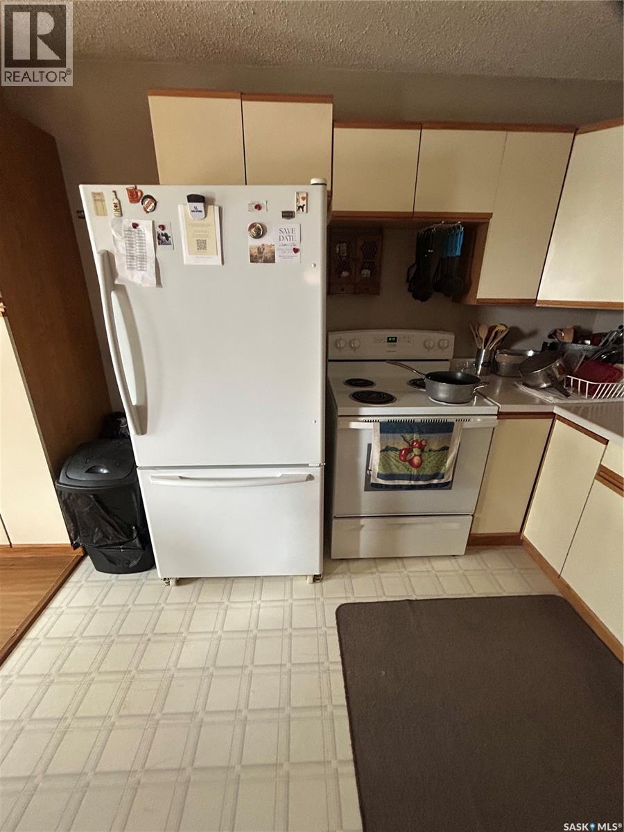 4 Main Street, Rhein, Saskatchewan  S0A 3K0 - Photo 37 - SK025354